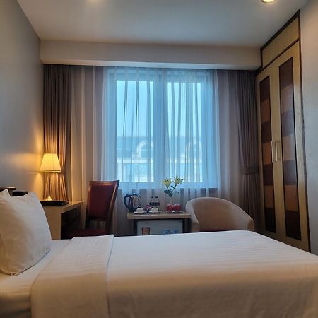 Luxeden Hotel Hanoi Zewnętrze zdjęcie