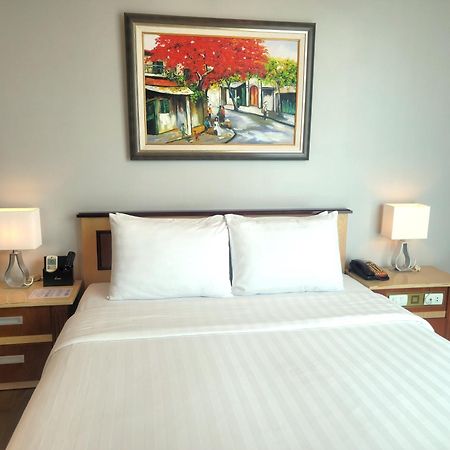 Luxeden Hotel Hanoi Zewnętrze zdjęcie