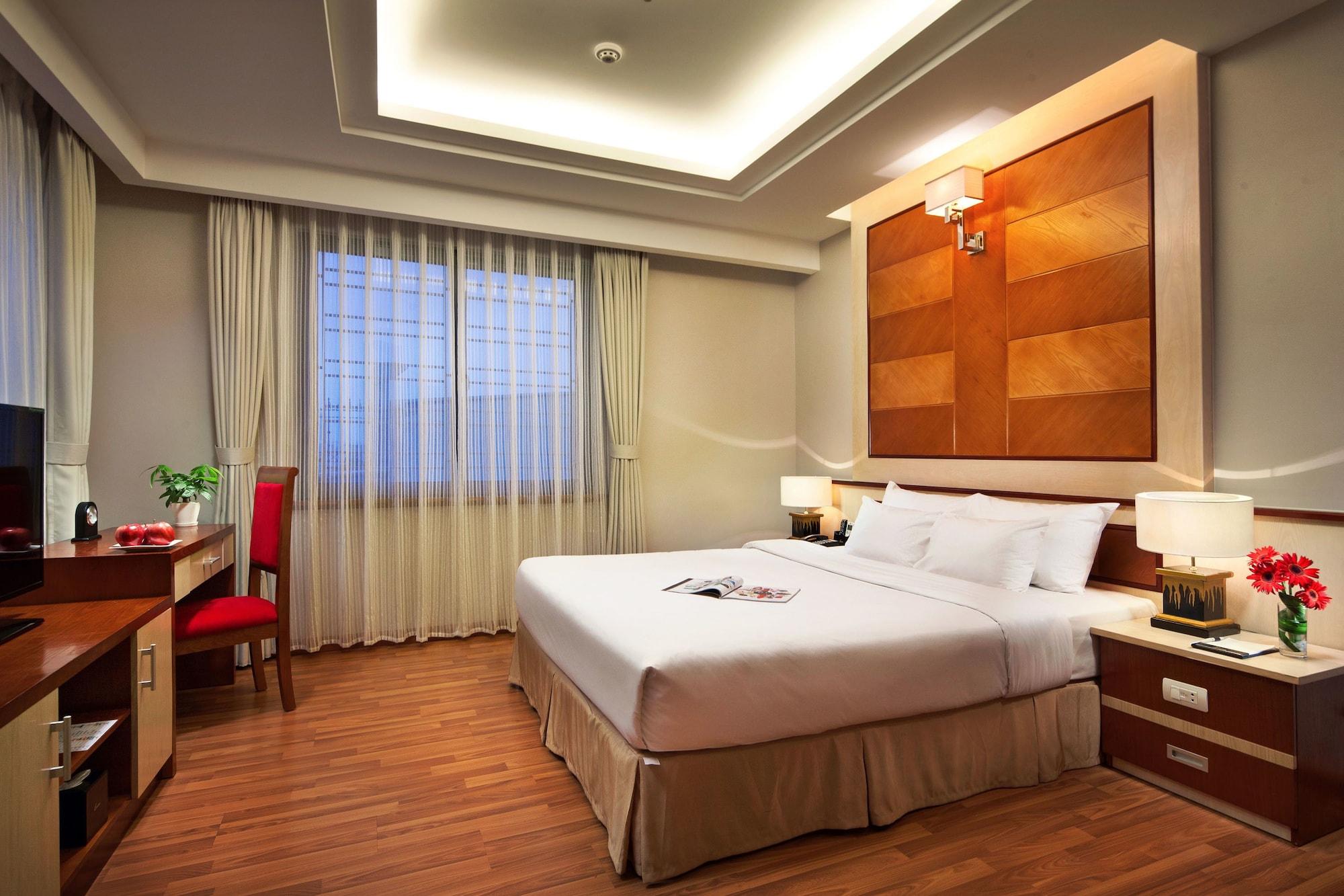 Luxeden Hotel Hanoi Zewnętrze zdjęcie