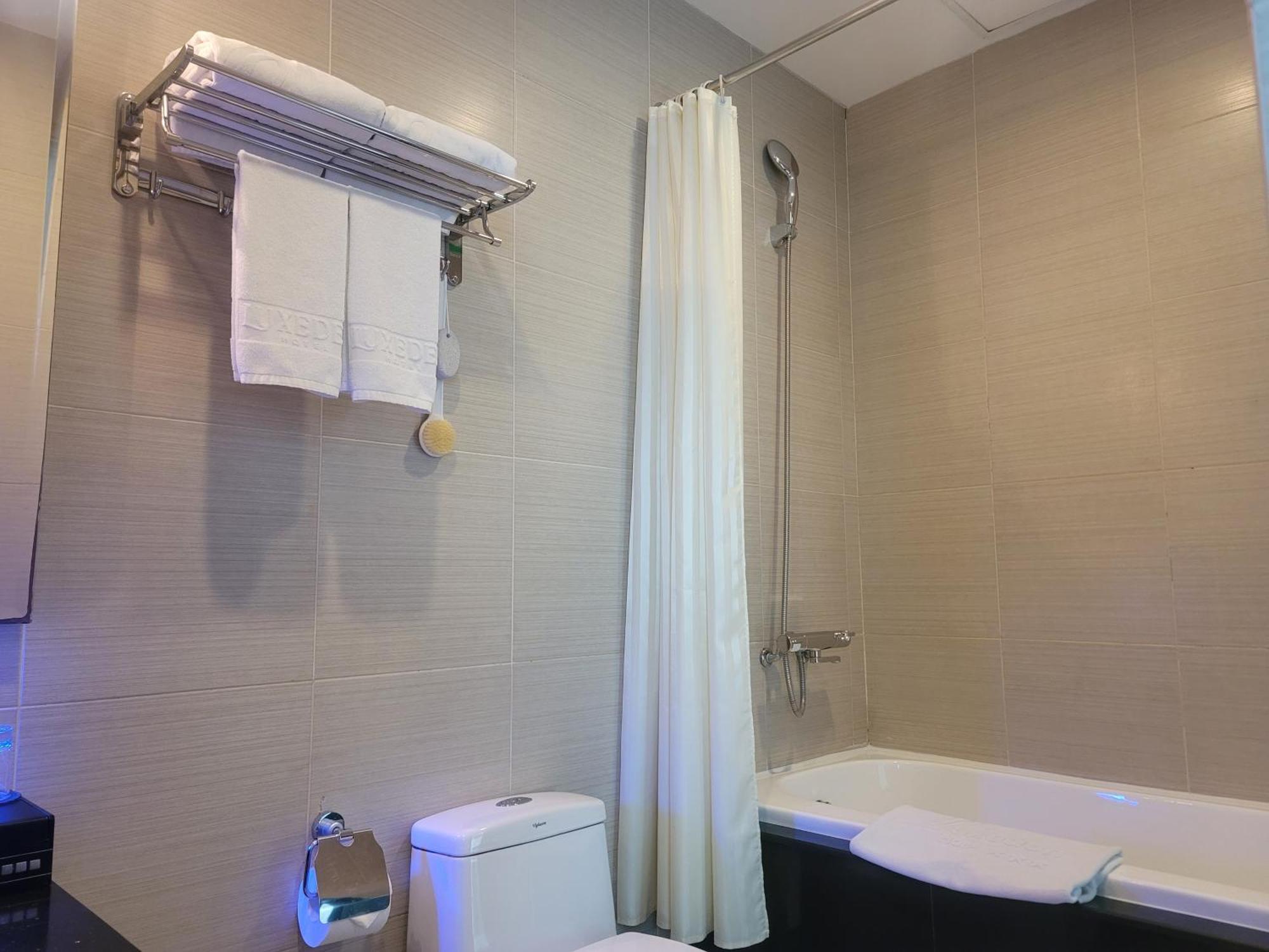 Luxeden Hotel Hanoi Zewnętrze zdjęcie