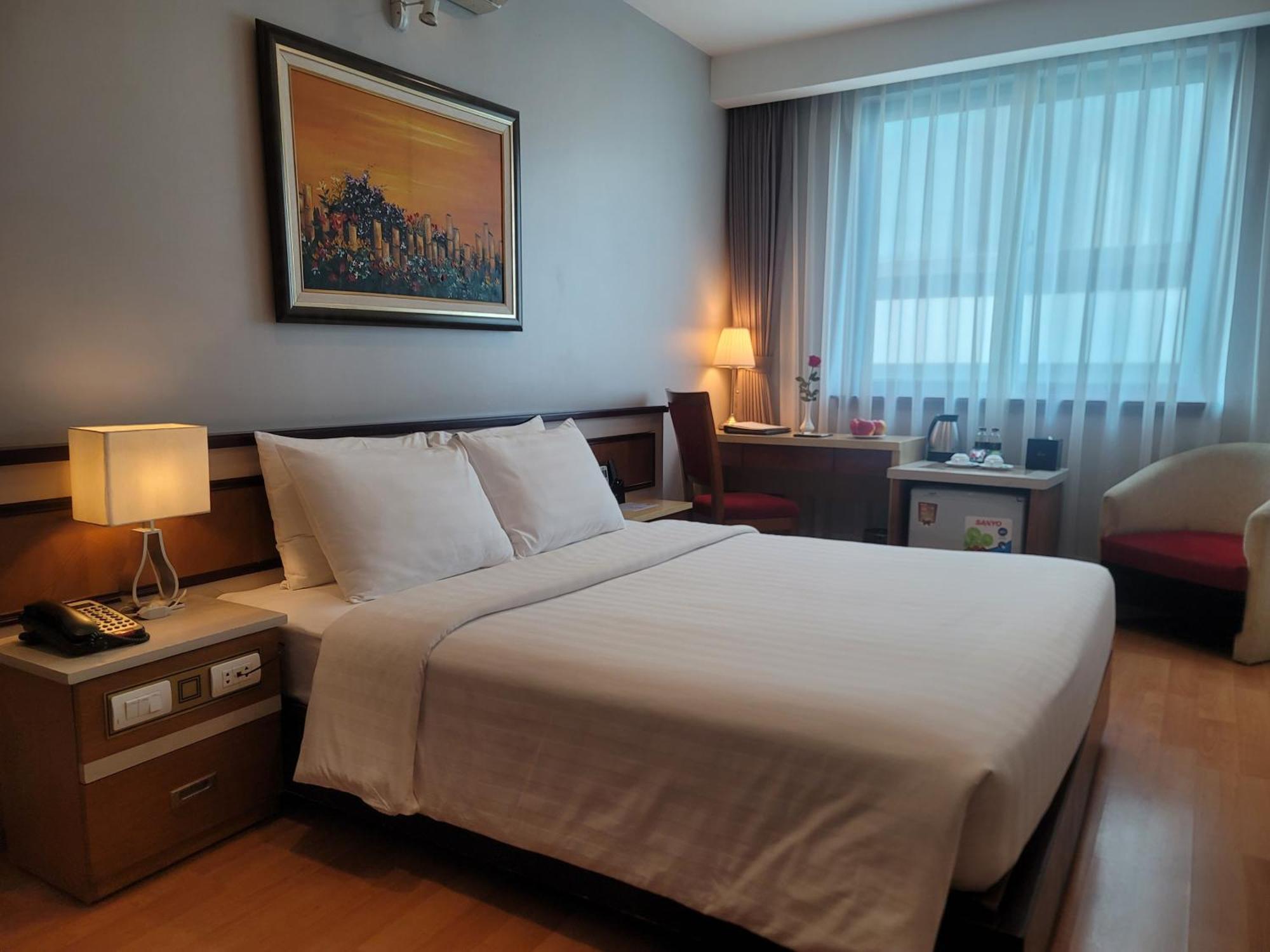 Luxeden Hotel Hanoi Zewnętrze zdjęcie