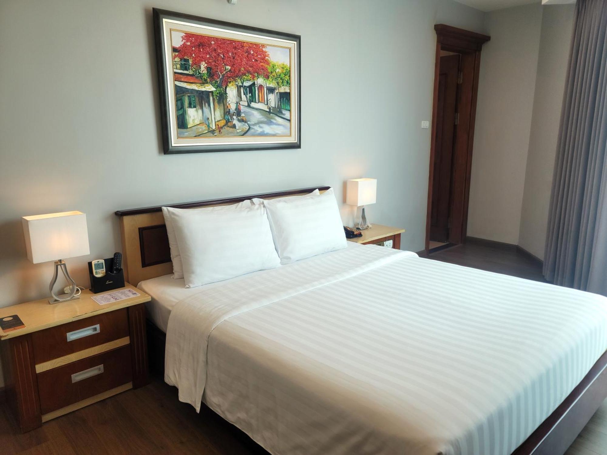 Luxeden Hotel Hanoi Zewnętrze zdjęcie