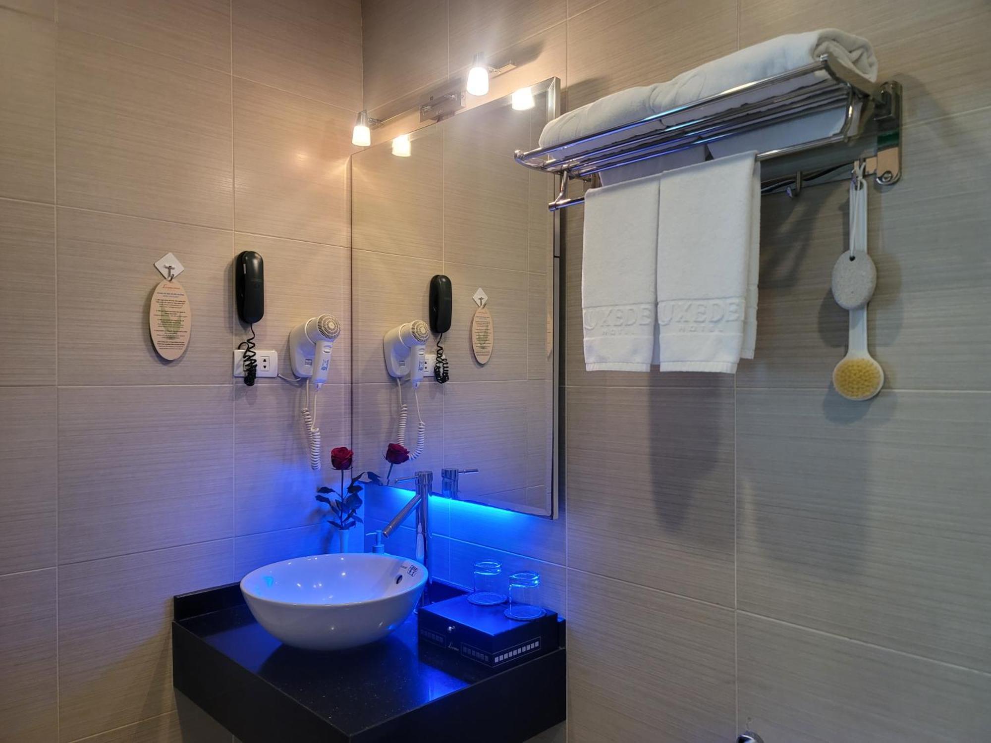 Luxeden Hotel Hanoi Zewnętrze zdjęcie
