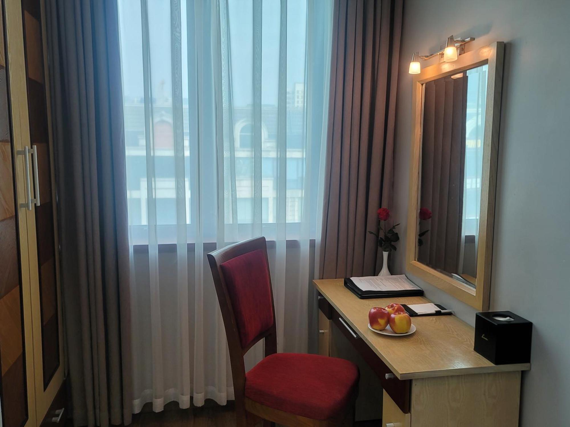 Luxeden Hotel Hanoi Zewnętrze zdjęcie