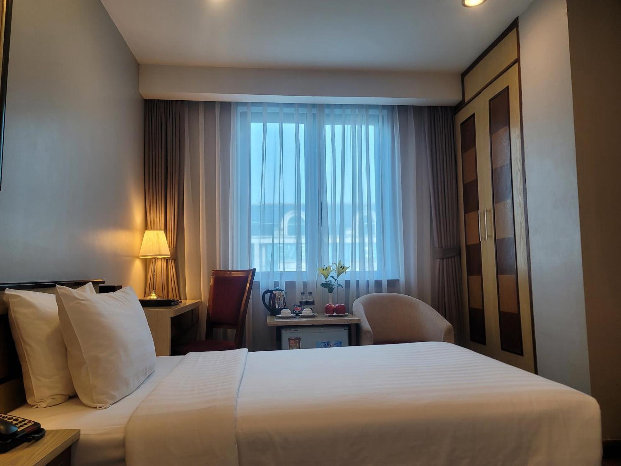 Luxeden Hotel Hanoi Zewnętrze zdjęcie