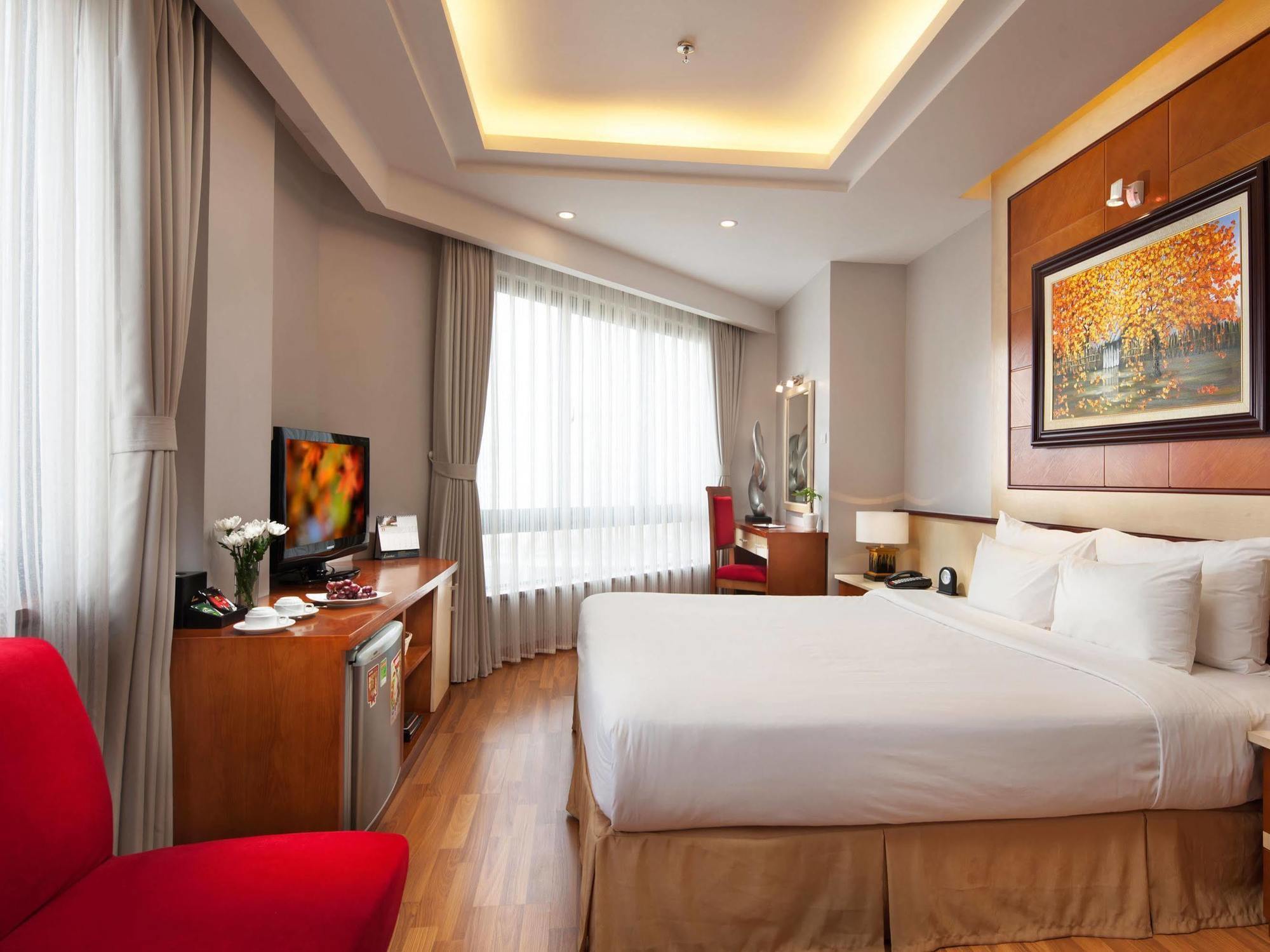 Luxeden Hotel Hanoi Zewnętrze zdjęcie